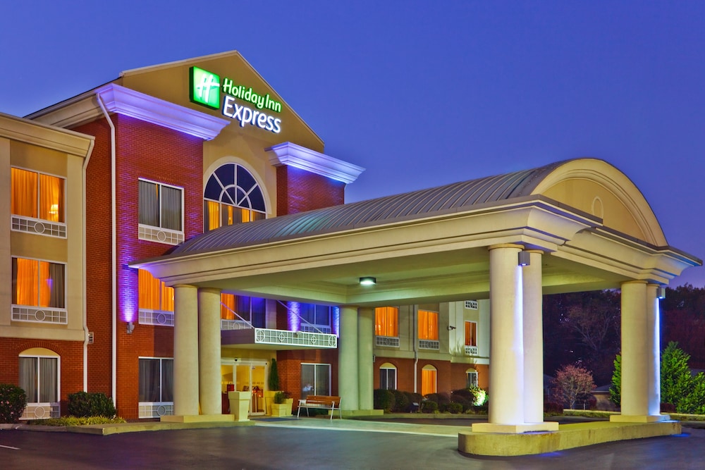 Holiday Inn Express & Suites Chattanooga by IHG - photo 57