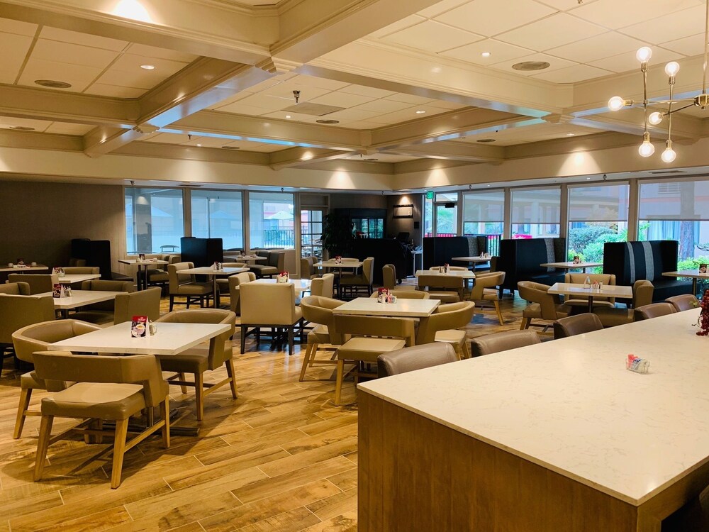 Crowne Plaza Silicon Valley N Union City - photo 24