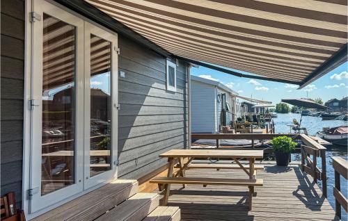 2 Bedroom Lovely Home In Breukelen