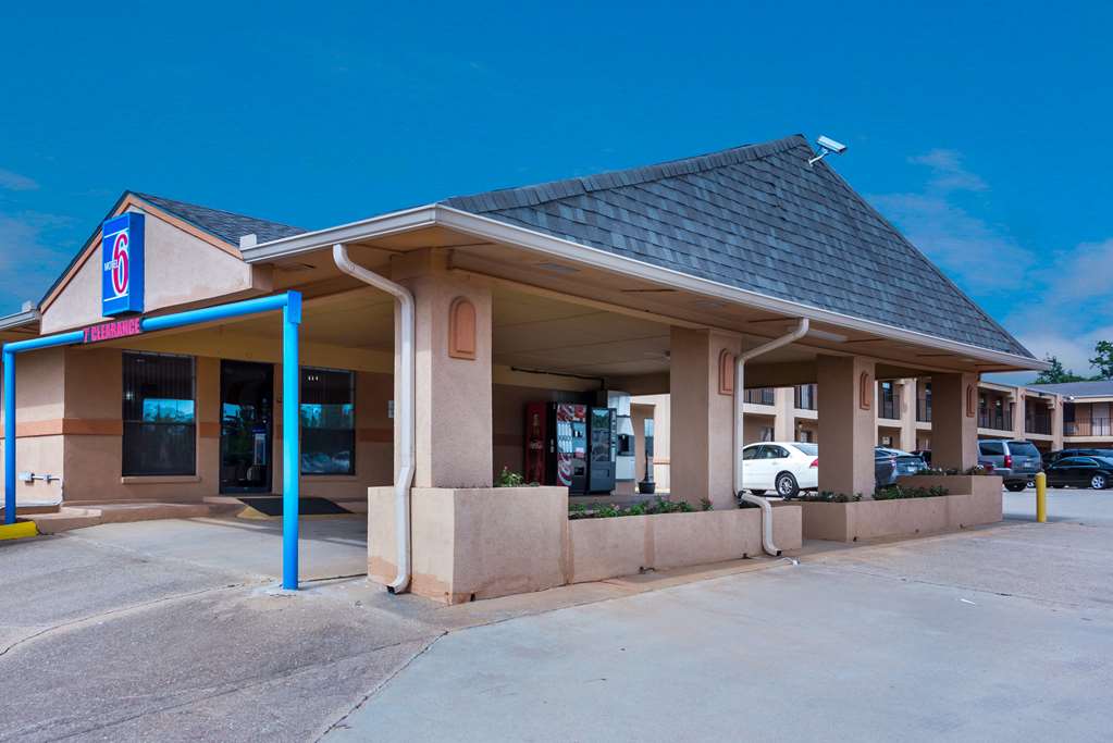 Motel 6 Marshall TX - photo 2