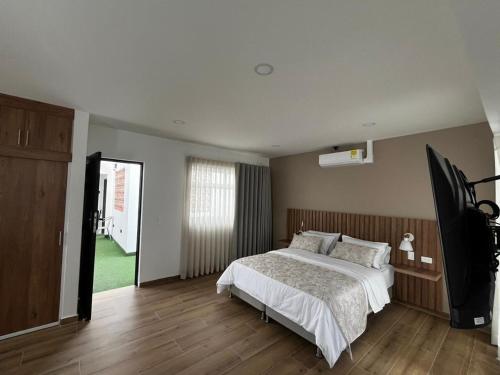 Florentina Living 401 — 4-Star Luxury Hotel in Medellin, Colombia