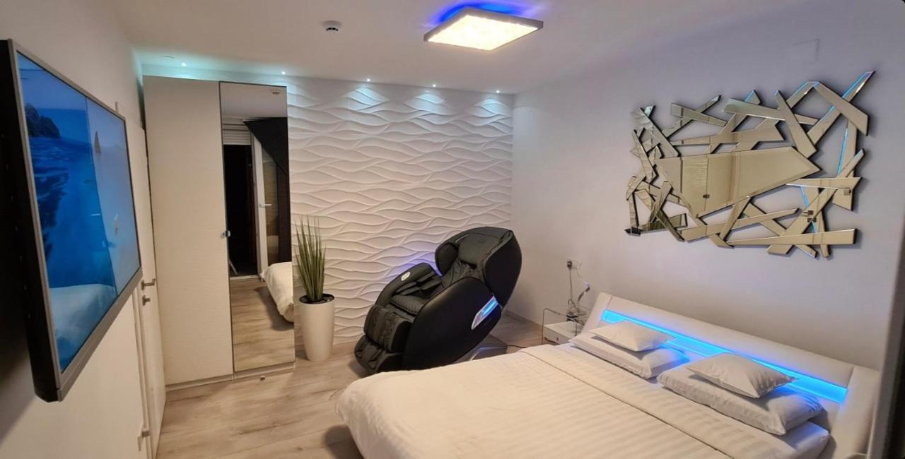 Apartment Wave Luxury Massage Chair Infrared Sauna Parking with Video Surveillance Entry with Pin 0 24h Free Cancellation 24 Hours Before Check In Premium Pillows And Mattress — 4-Star Luxury Hotel in Slavonski Brod, Croatia