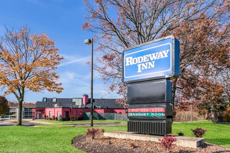 Rodeway Inn - carbon neutral hotel in Baltimore