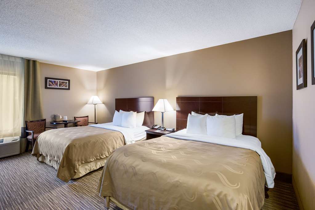 Quality Inn I 70 Near Kansas Speedway - photo 19