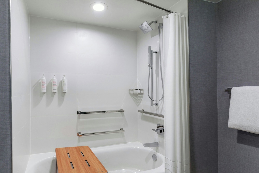 Marriott Denver Airport at Gateway Park - photo 25