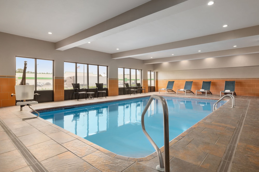 Holiday Inn Express & Suites Opelousas by IHG - photo 21