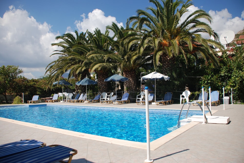Anna Studios - carbon neutral hotel in Samos