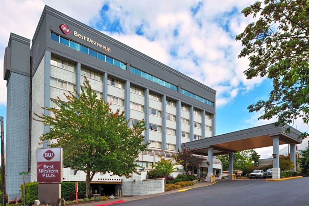 Best Western Plus Tacoma Dome Hotel
