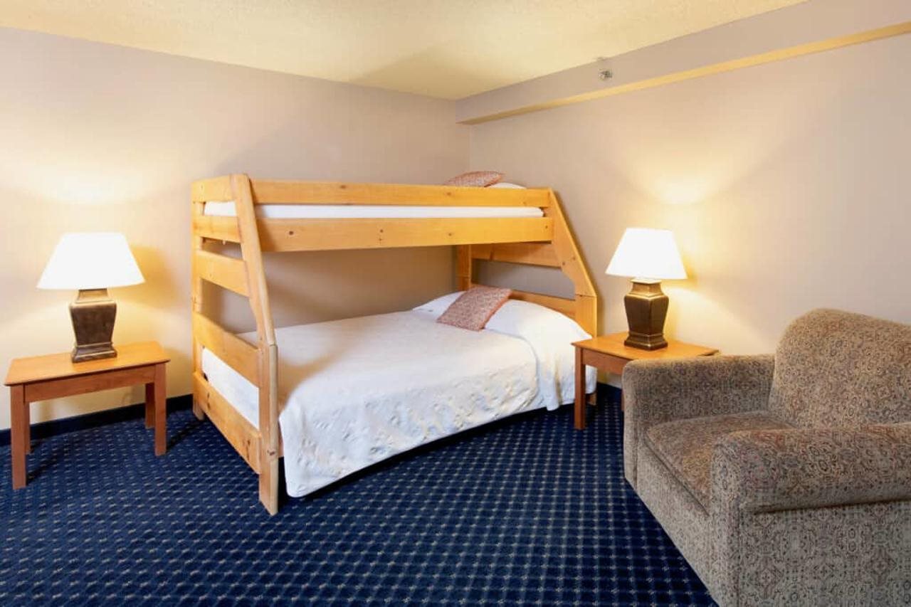 Hotel Glenwood Springs - photo 14