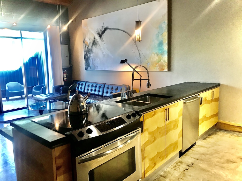 The Hangar Lofts Hotel - photo 19