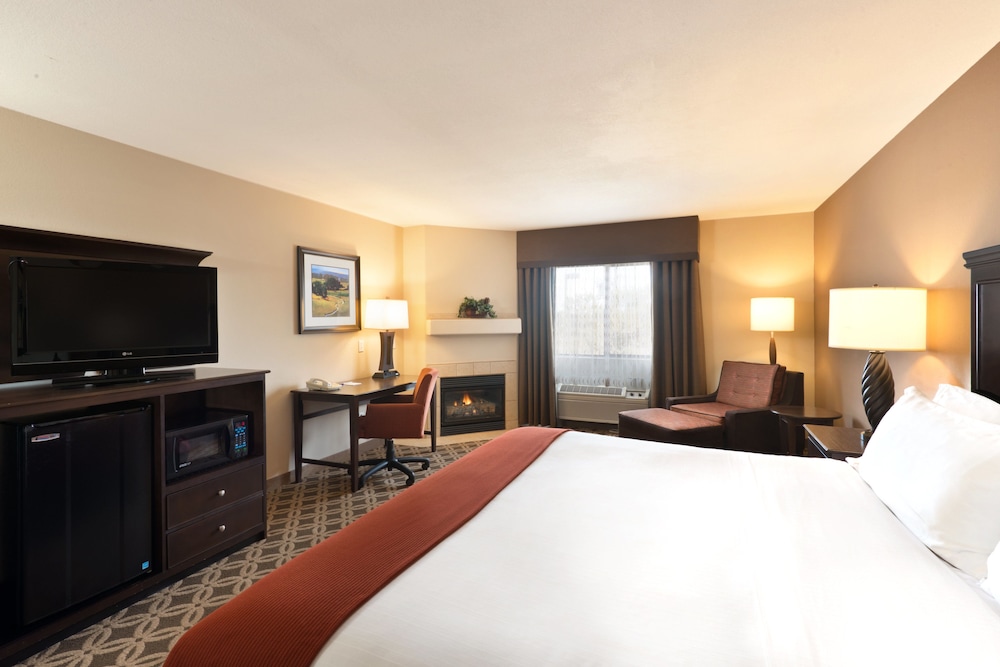 Holiday Inn Express Show Low by IHG - photo 6
