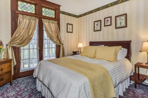 The KirkHouse Bed and Breakfast - photo 17