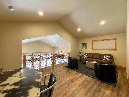 Townhome next to Clubhouse in Exclusive Eagle Bend The Glacier — Bigfork — photo 4