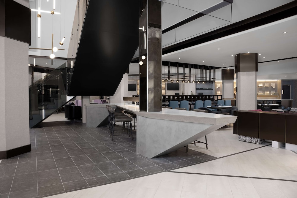 Hilton Arlington National Landing - photo 3