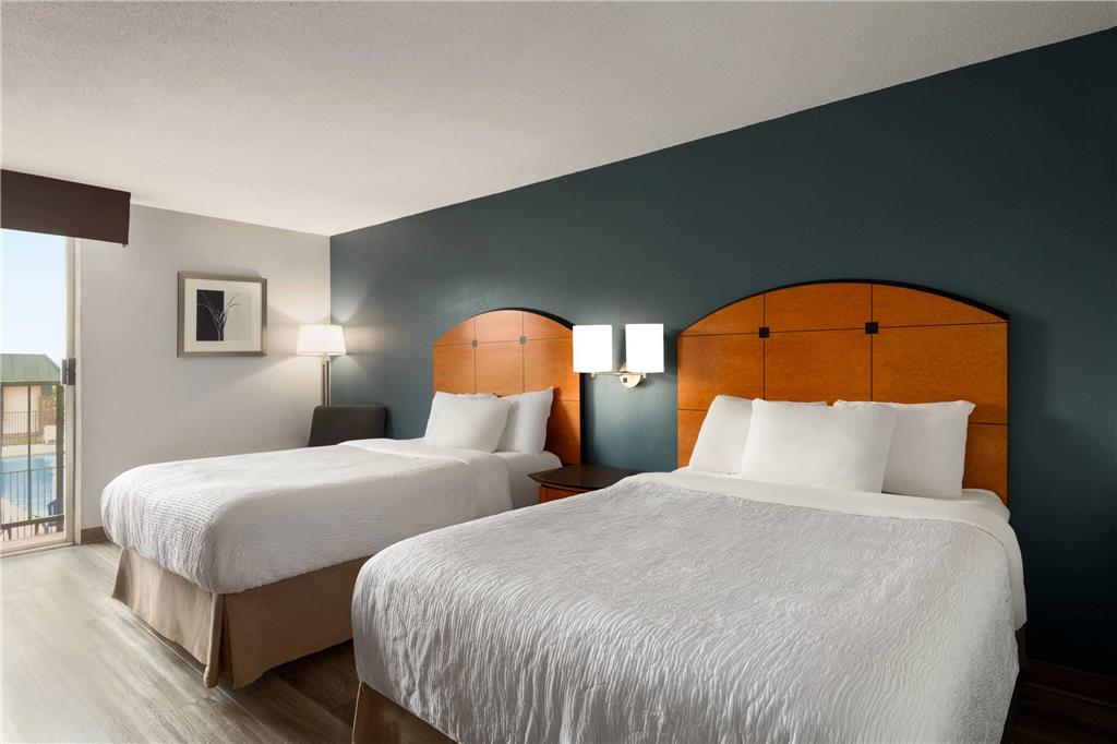 Baymont by Wyndham Salem Roanoke Area - photo 12