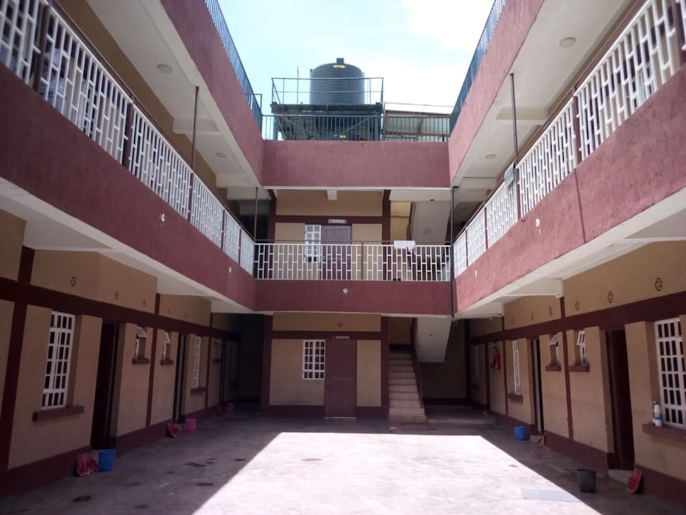 Jax Safari Hotel in Naivasha, Kenya