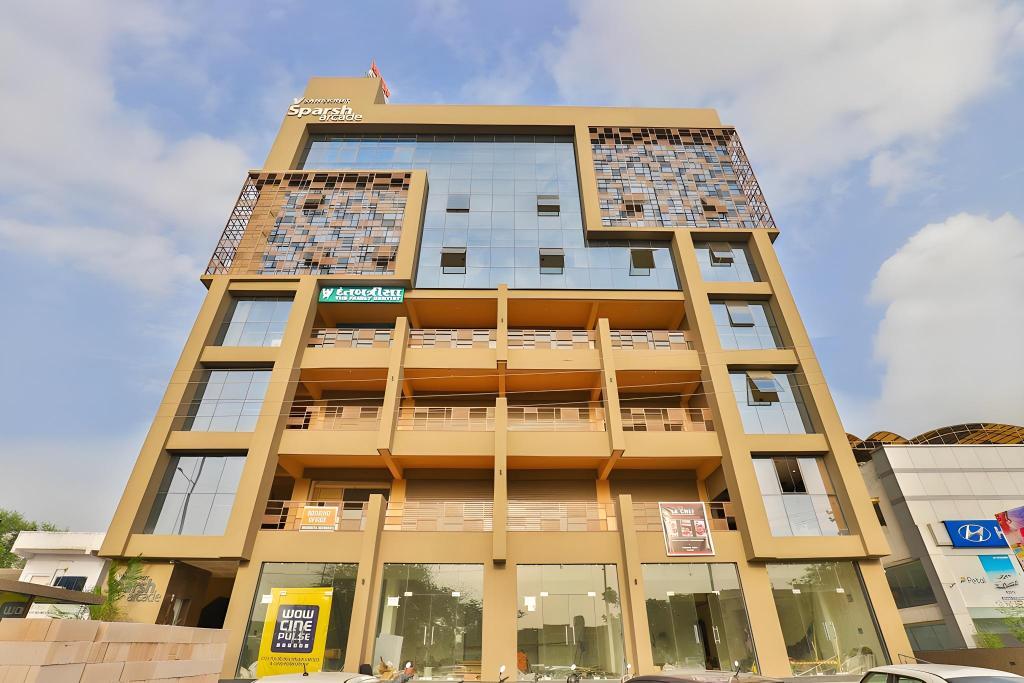 Hotel Sparsh Inn Chandkheda in Ahmedabad, India