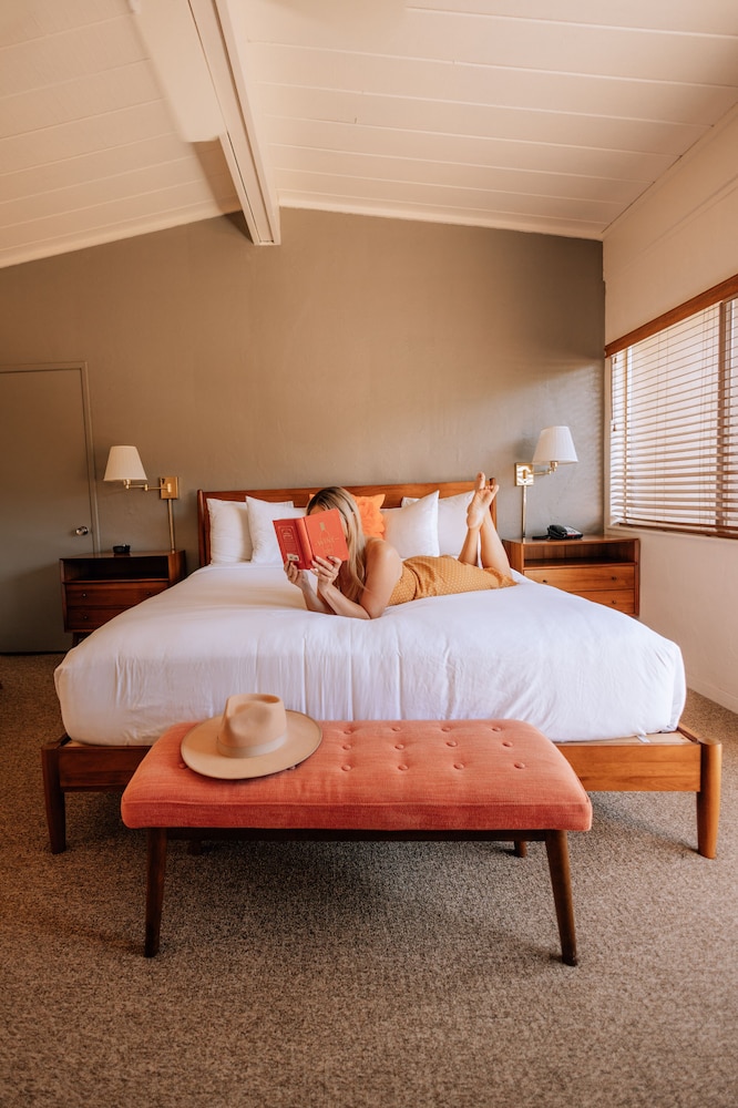 Contenta Inn - photo 13