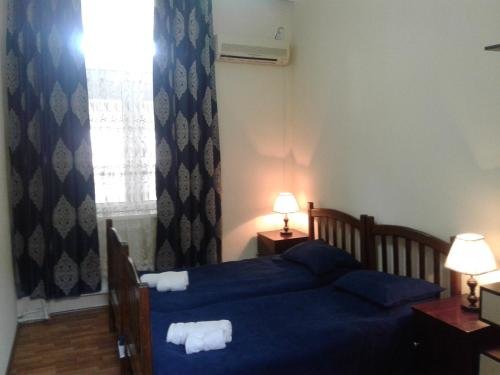 Gis Guest House