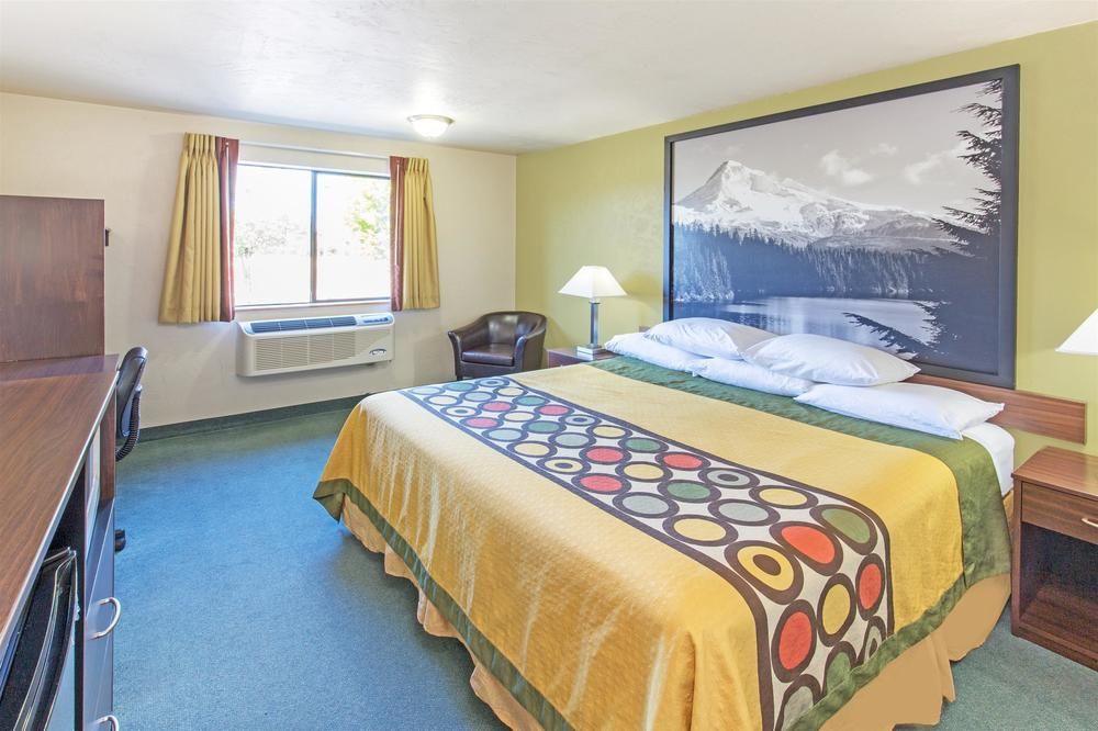 Super 8 by Wyndham Salem - photo 6