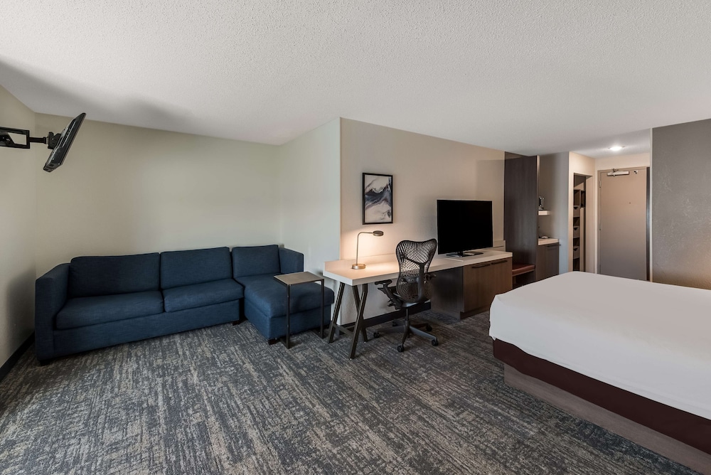 Hilton Garden Inn Columbus Grove City - photo 17