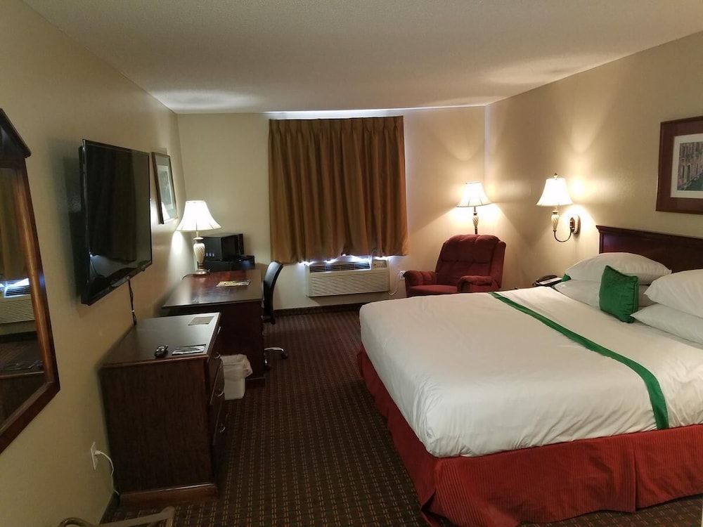 Rest Inn Fort Smith - photo 11