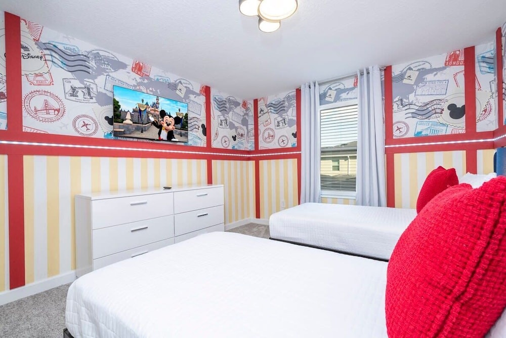 Charming 4Bd W Private Pool @ Storey Lake Resort 2653 - photo 21