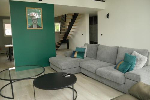 Logement A 100m Du Virage D Arnage Circuit Des 24h Du Mans 6 Personnes — Arnage