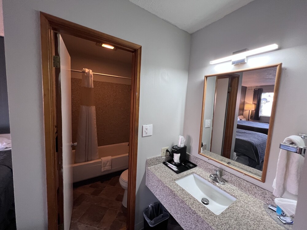 Biggs Nu Vu Motel - photo 10