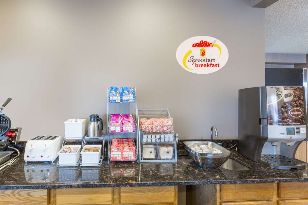 Super 8 by Wyndham Carroll East - photo 15
