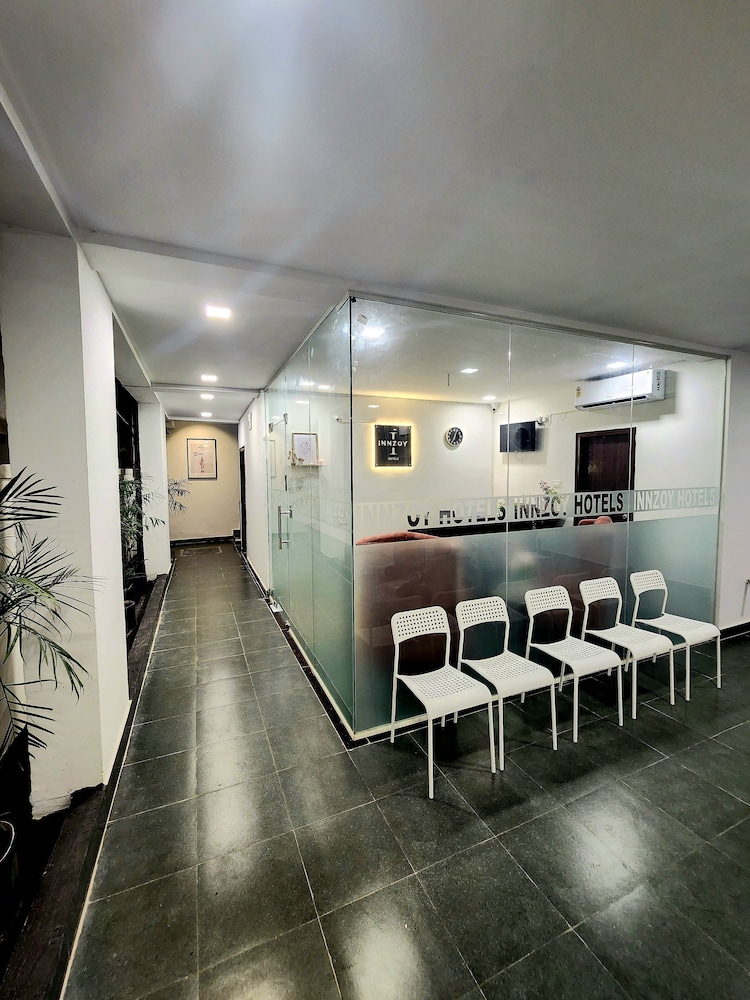 Innzoy Hotels - last minute hotel in Hyderabad