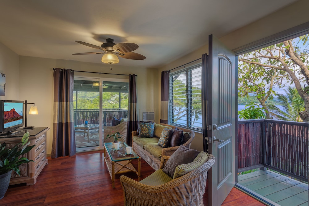 Paradise Bay Resort - photo 20