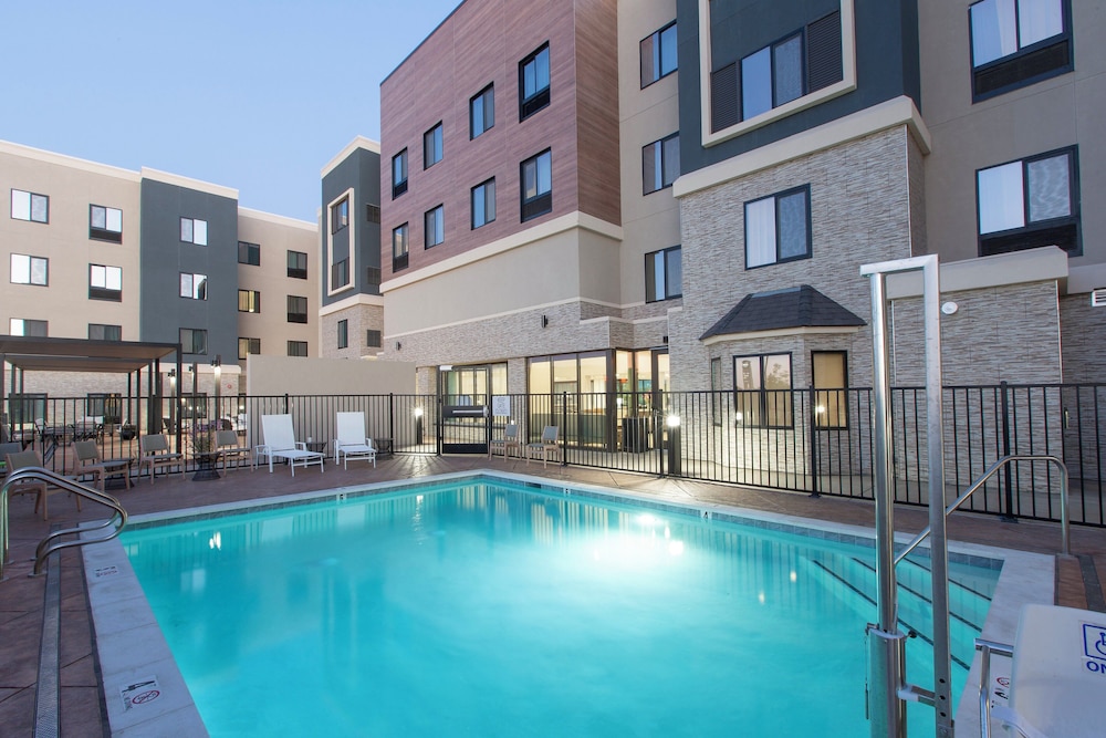 Staybridge Suites Manteca by IHG - photo 9