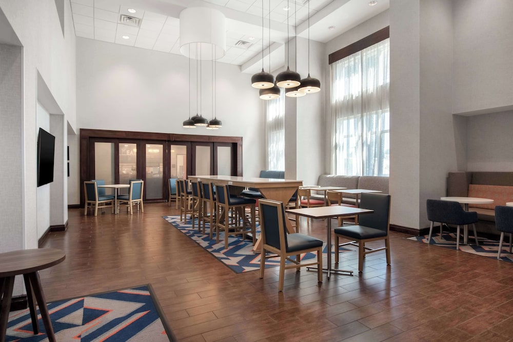 Hampton Inn & Suites Harvey New Orleans West Bank - photo 31