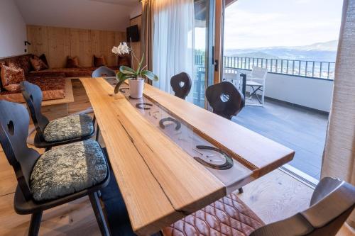 Ladinser Hof Western Suite — 4-Star Luxury Hotel in Castelrotto, Italy