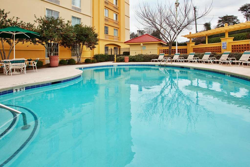 La Quinta by Wyndham Haywood Mall Near Greenville Downtown - photo 11
