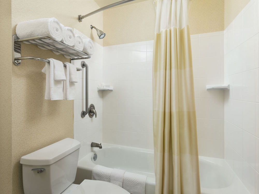 Springhill Suites Marriott Baltimore Downtown Inner Harbor - photo 16