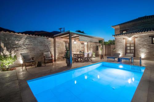Villa Frontale Restored Villa with Pool Perfect for 6 Nestled Next to a Traditional Olive Mill and Local Farms Offering Authentic Hospitality and Organic Delights By Villa Mana Gers — 4-Star Luxury Hotel in Kallithea, Greece
