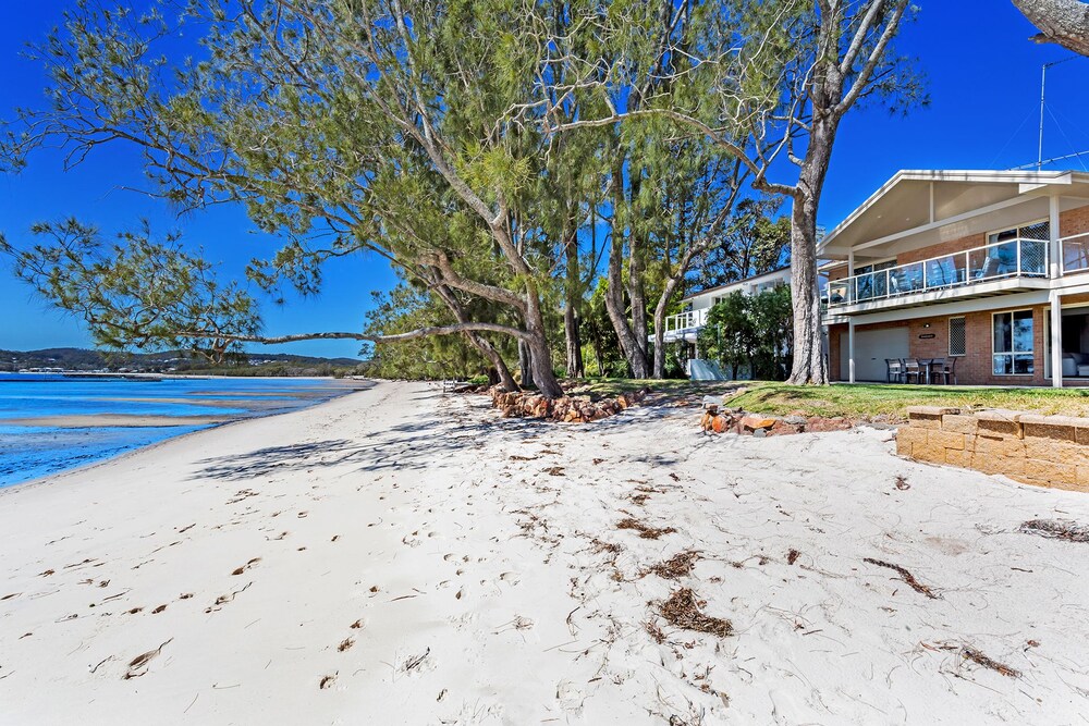 Sandranch 123 Foreshore Drive - last minute hotel in Salamander Bay