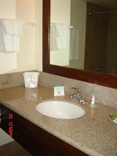 Tonopah Station Hotel - photo 13