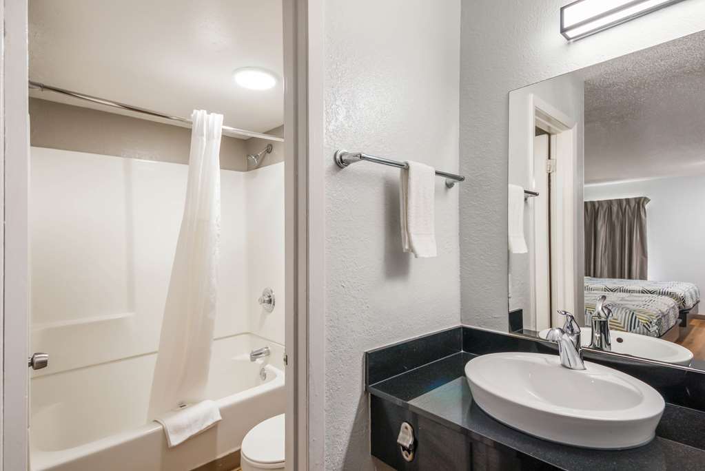 Motel 6 Laredo TX North I 35 - photo 20