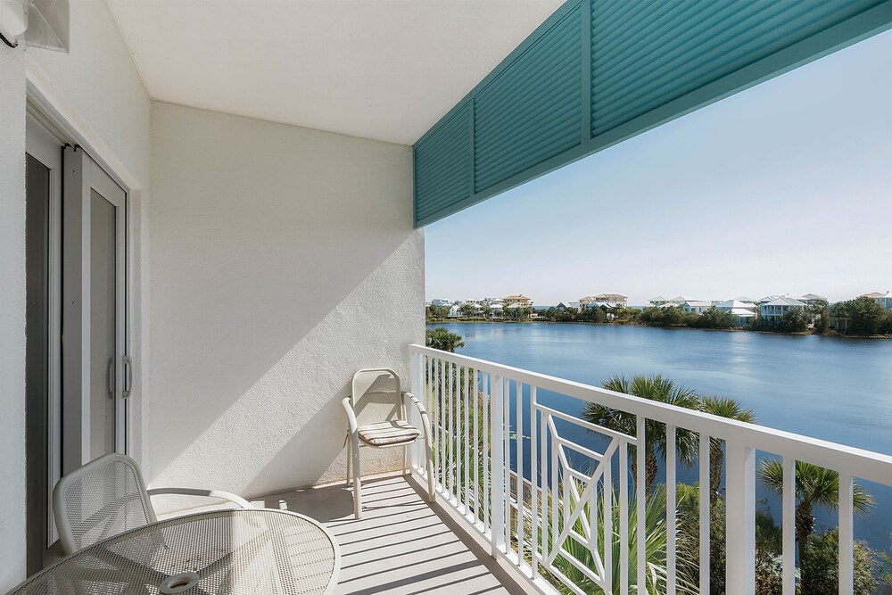 Carillon Beach Resort Inn - photo 18