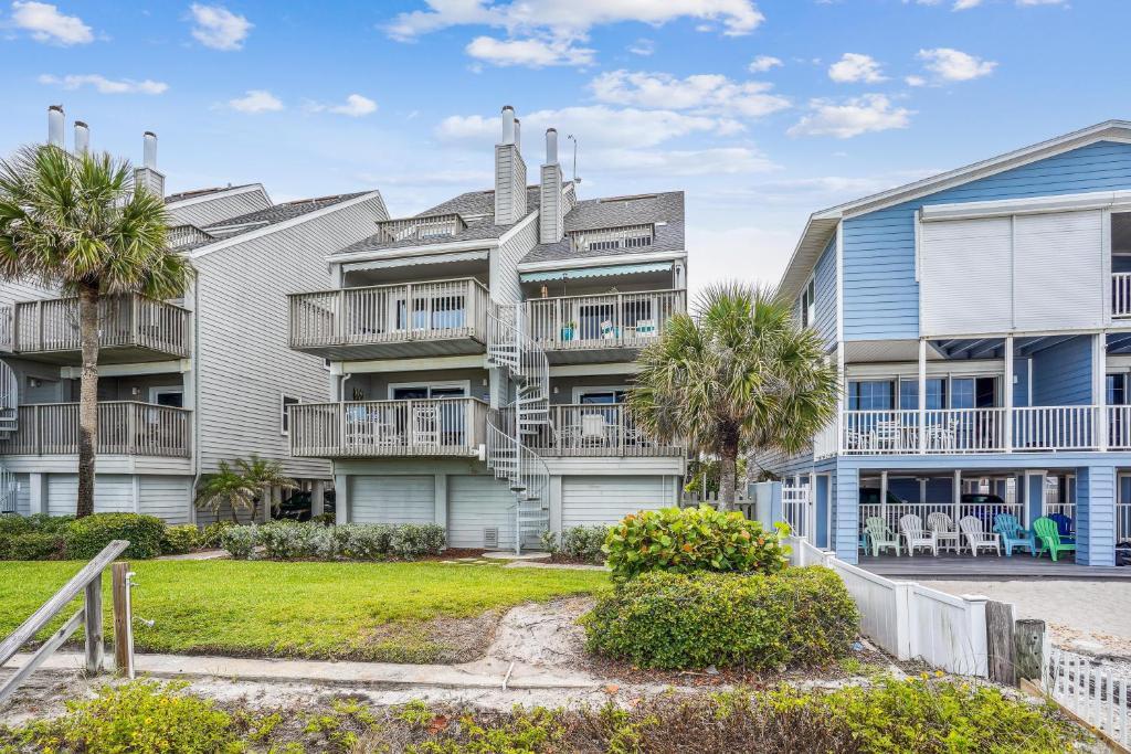 Pelican Pointe 2C - featured photo