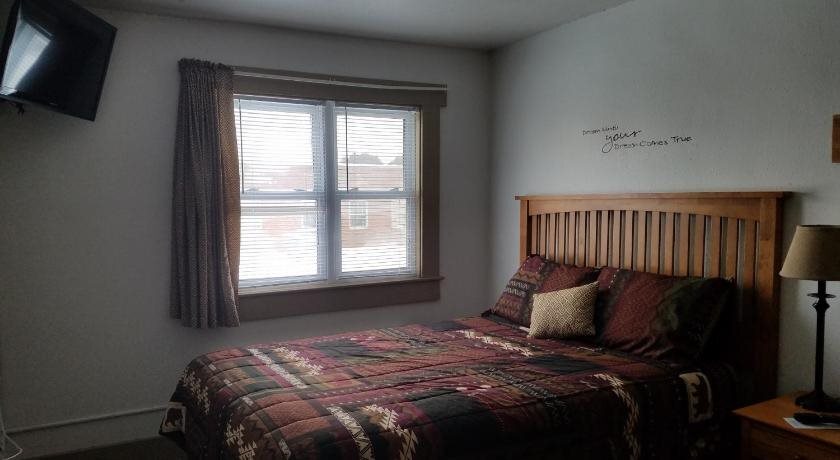Dakota Spur Hotel - photo 3