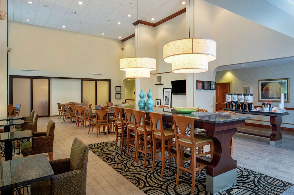 Hampton Inn & Suites Ft. Pierce - photo 3