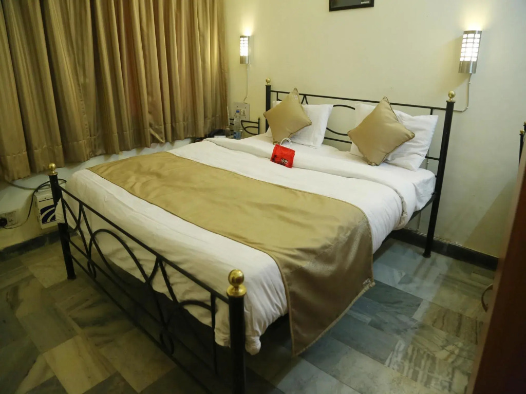 Hotel Maple
