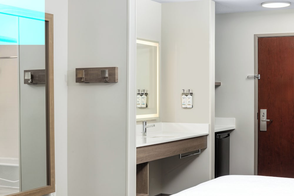 Holiday Inn Express Hotel & Suites Portland Jantzen Beach by IHG - photo 36