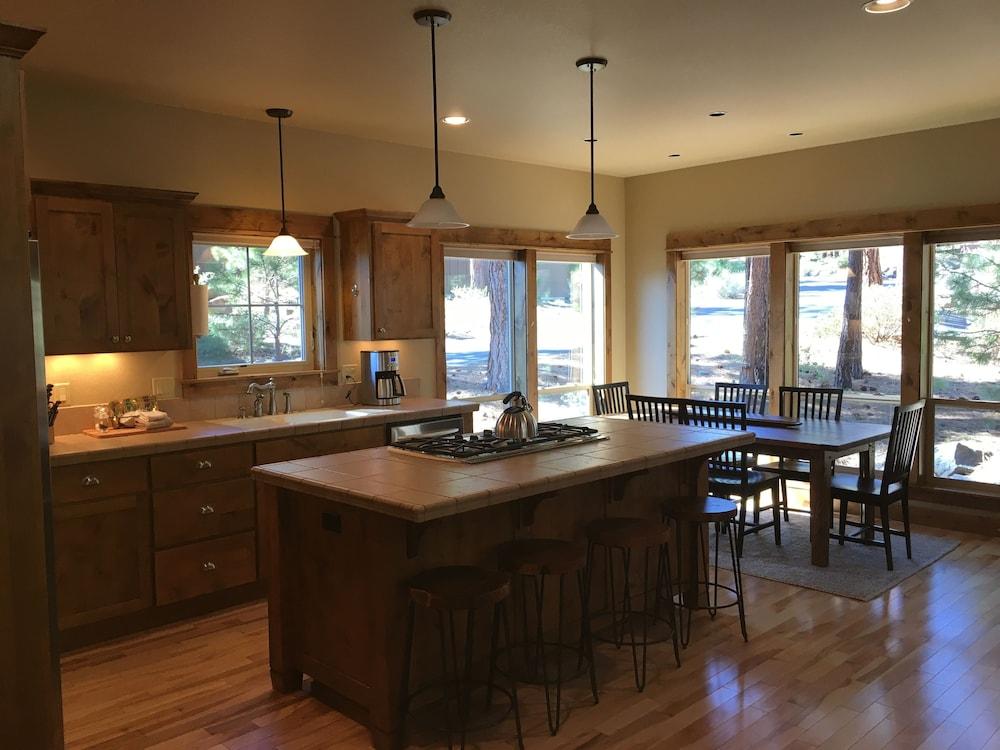 Mount Bachelor Village Resort - photo 22
