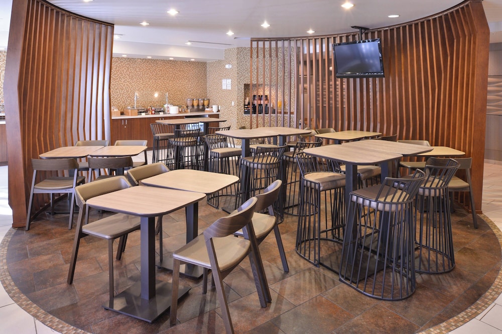 SpringHill Suites by Marriott Las Vegas Henderson - photo 22