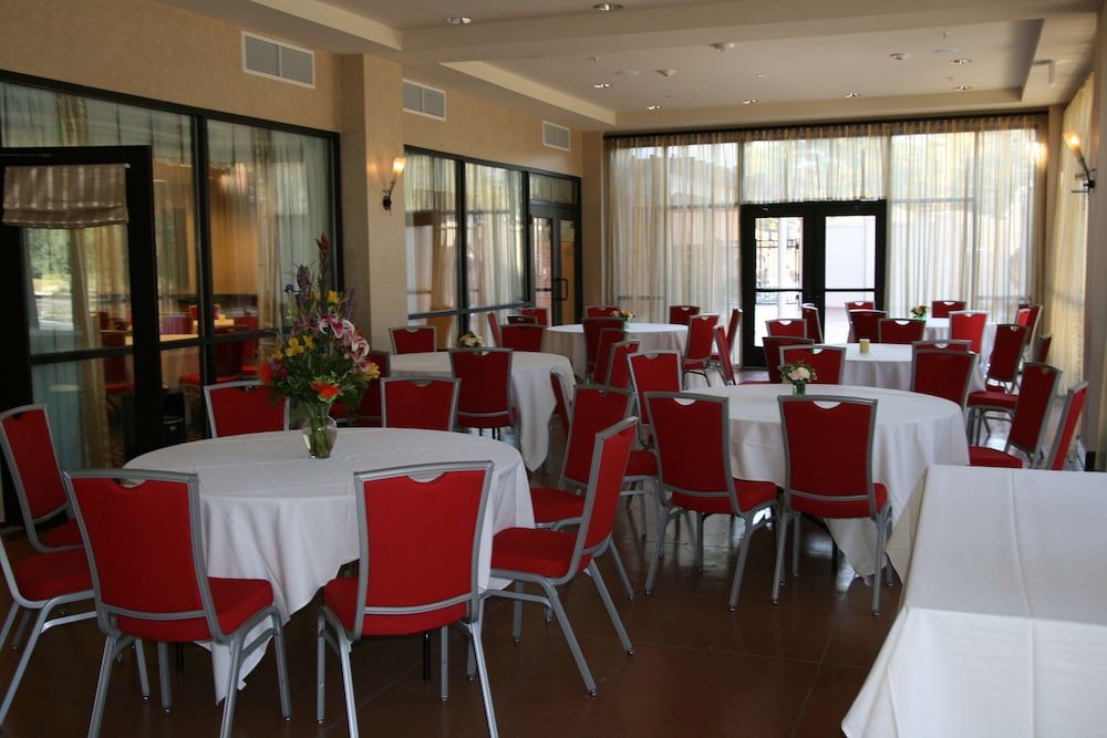 Hampton Inn Jacksonville Anniston Area - photo 56